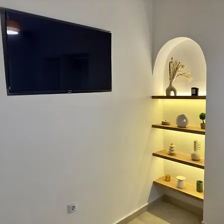 Cecilia Luxury Apartment Kastoria