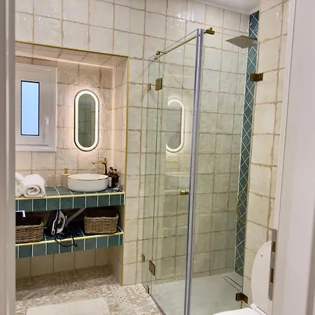 Cecilia Luxury Kastoria
