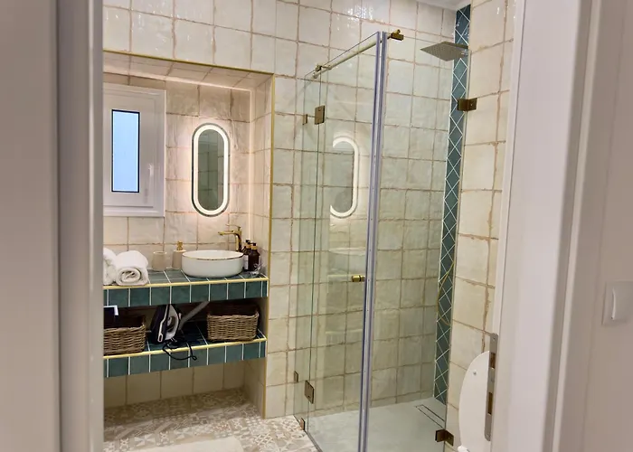 Cecilia Luxury Kastoria
